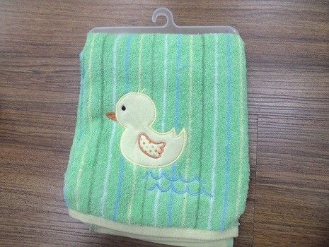 Toalla de baño 100% personalizada del telar jacquar del algodón con la toalla de baño de Duck Embroide Wholesale Custom Children